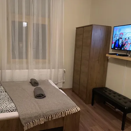 Vendeghaz A Foutcan Konukevi *